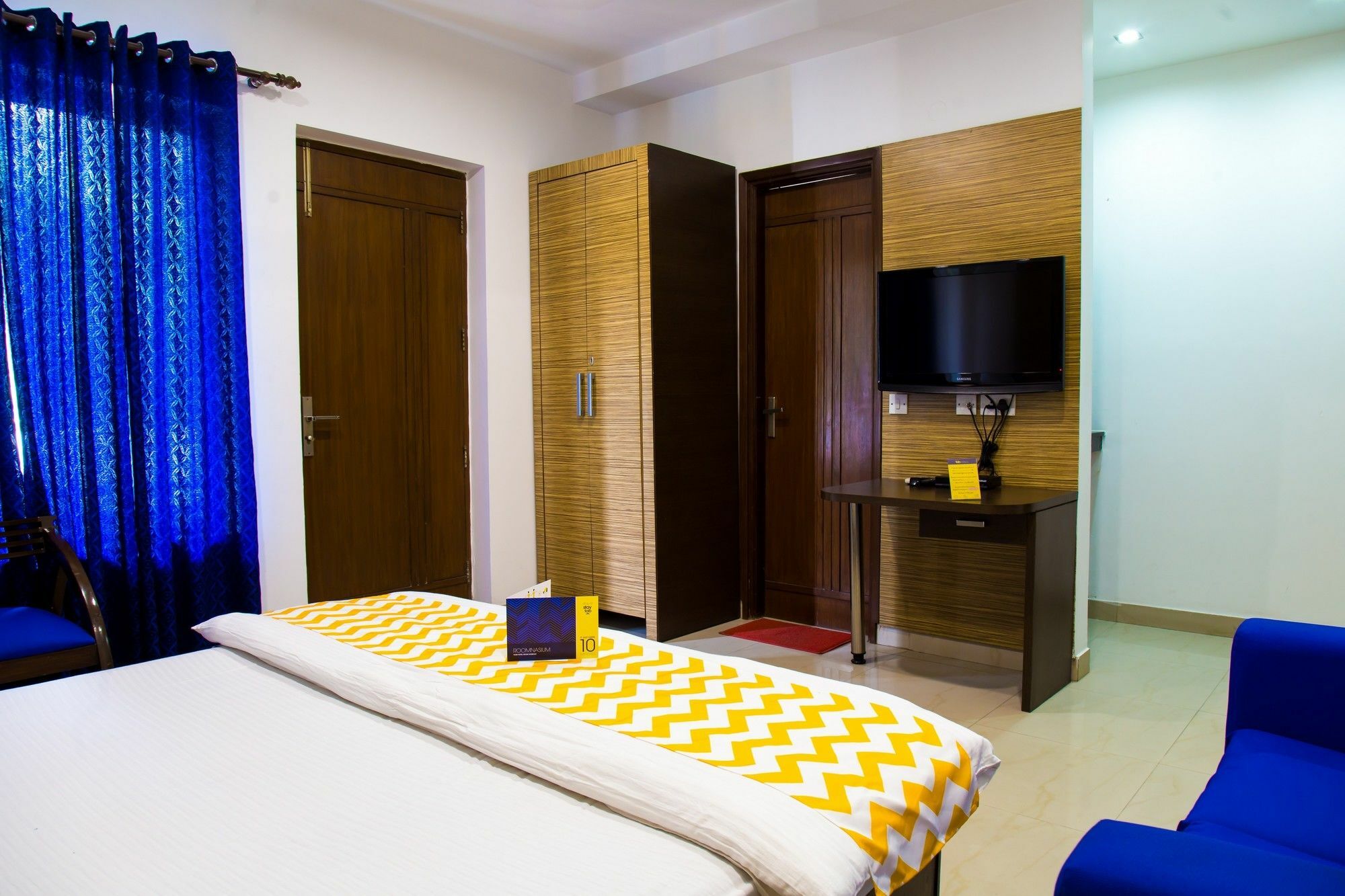 Fabhotel The Residency Dlf Galleria Gurgaon Buitenkant foto